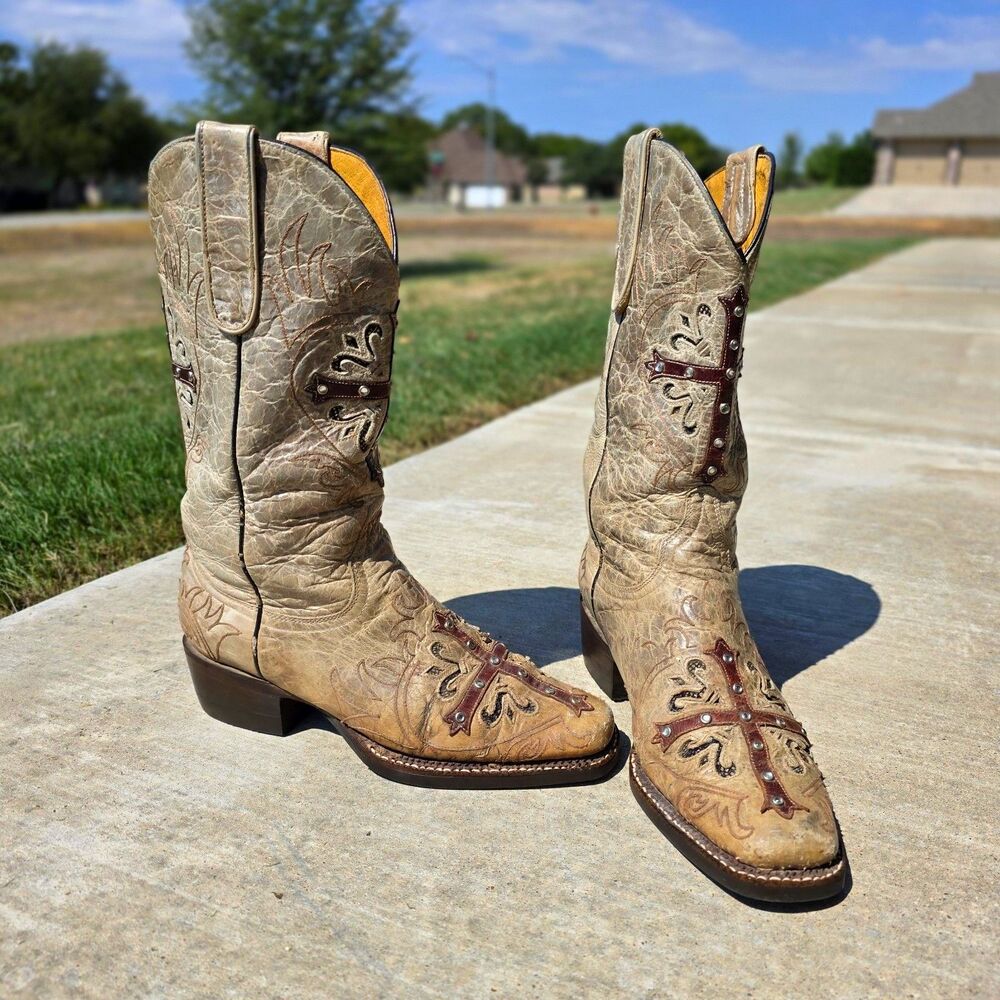 Cavenders Beige Embroidered Studded Cross Distressed Western Boots Size 8 Womens